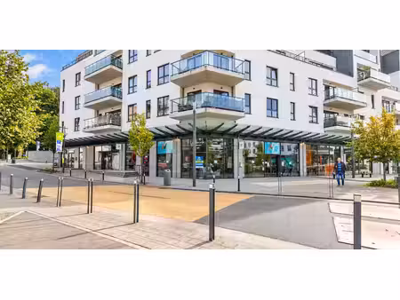 bâtiment commercial à louer à genval pour € 6.250