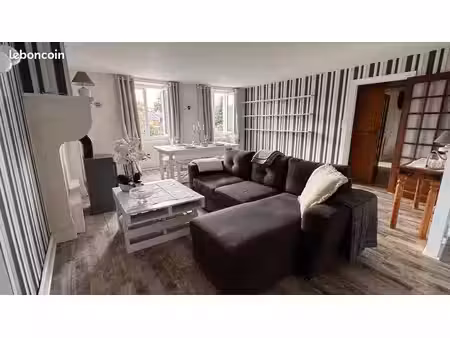 appartement t2 bis dans maison