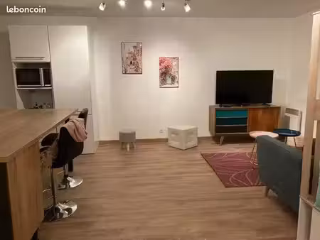 beau 2p 45m² avec terrasse privative au calme