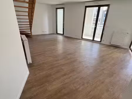 appartement t4 - montreuil