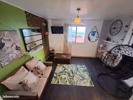 agreable duplex meuble a l'etage trois bassins les hauts