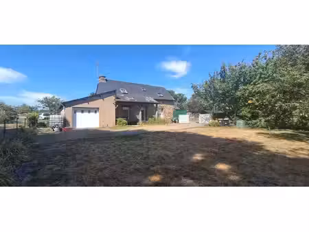 maison en pierres val d'anast avec garage
