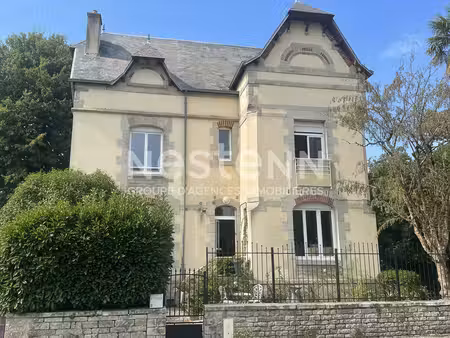 maison de maître à questembert avec jardin et charme des années 30 ? 177 m² - jardin 500 m