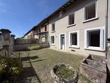 maison de village 3 chambres au coeur de sillans