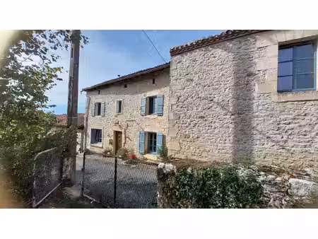 maison 3 pièces entièrement rénovée - périgord vert