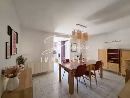 maison 5 pièces mitoyenne avec jardin clos et terrasse à douch