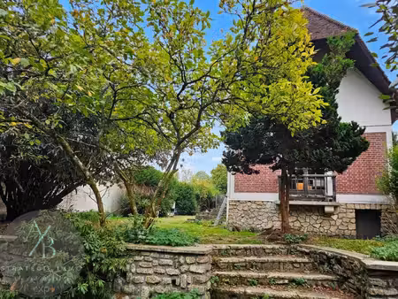 beau potentiel et volume pour cette maison