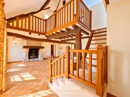 longère de caractère – 150 m² – 4 chambres + bureau – jardin arboré et clos de 1 300 m² – 