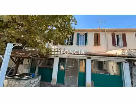 toulon ouest maison d'environ 120m2 avec 3 chambres sur 490m2 de terrain
