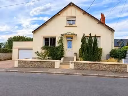 vente maison à sablé-sur-sarthe (72300) : à vendre / 134m² sablé-sur-sarthe