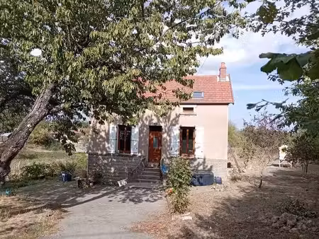 charmante maison avec grange cherche nouvelle famille cette charmante