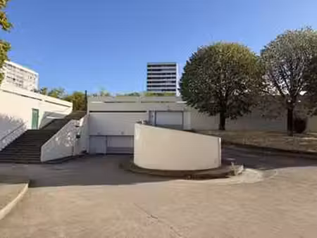 vente garage et parking à angers centre (49000) : à vendre / 15m² angers centre