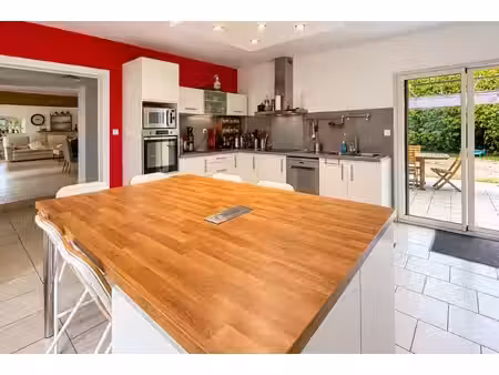 grande maison familiale de 5 chambres !
