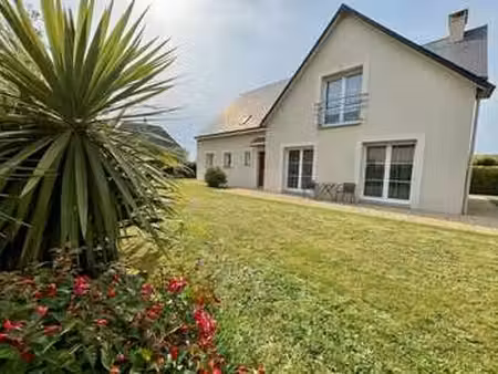 vente maison à saint-pair-sur-mer (50380) : à vendre / 179m² saint-pair-sur-mer