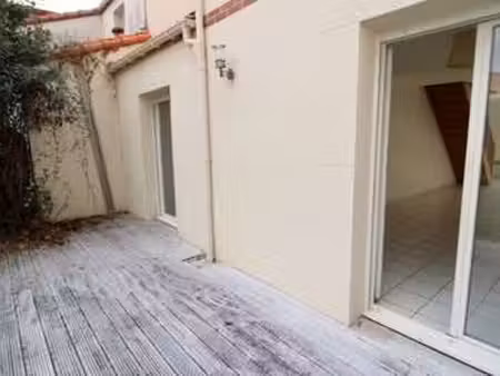 location maison à nantes (44000) : à louer / 84m² nantes