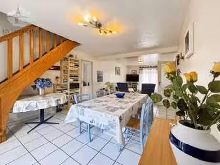 location maison meublé à concarneau (29900) : à louer meublé / 100m² concarneau