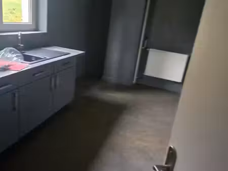 vend maison anould avec terrain est hangar