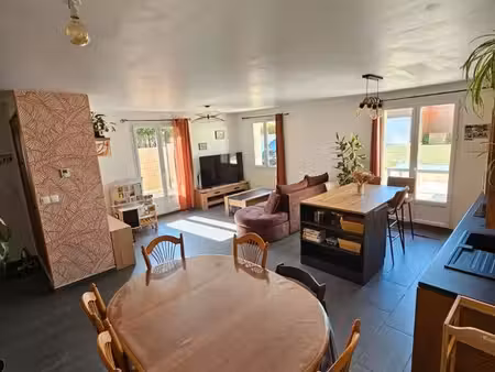 maison 6 pièces de 100 m²