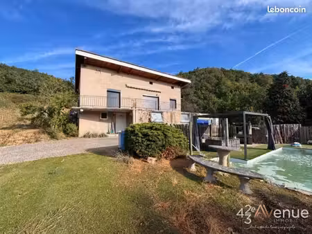 maison 7 pièces 163 m²