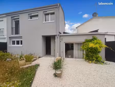 maison 4 pièces 80 m²