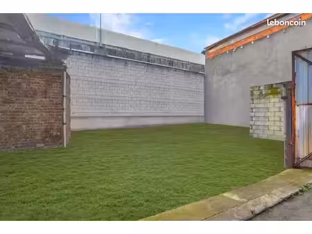 maison 6 pièces 180 m²