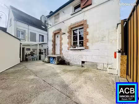 maison 6 pièces 107 m²
