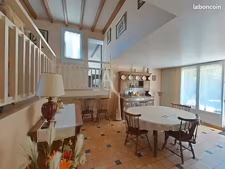 maison 6 pièces 118 m²