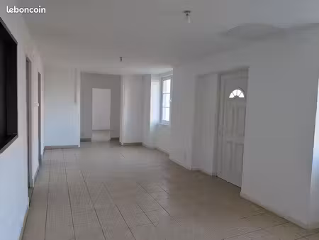 location maison- puiseaux 100m2