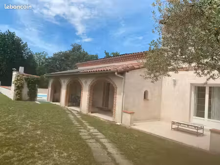 villa avec piscine