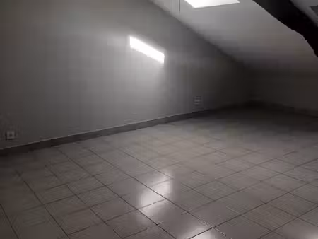 appartement mansarde t3 proche tous commerces