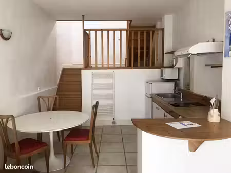 a louer f2 meublé à st drézéry