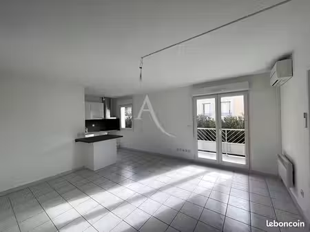 appartement 3 pièces 55 m²