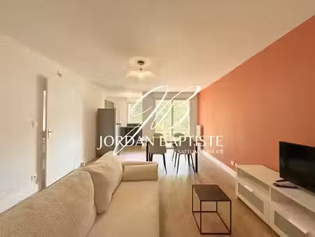 location meublée appartement 2 pièces 42 m² à montauban (82000)  690 €