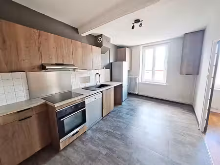 appartement t2 bis 63.75 m² à soucieu centre