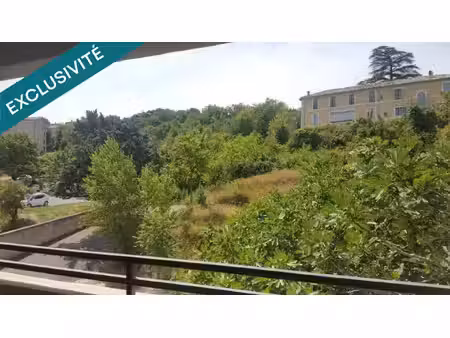 appartement t3  75 m² avec terrasse et garage fermé — apt (84400)