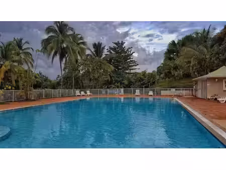 appartement t2 bis avec jardin et accès plage – domaine de sainte-marie