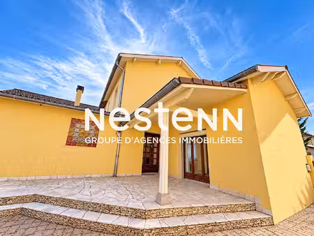 maison bron 5 pièces - 3 chambres - 136 m² - terrain de 455m² - secteur saint-jan bron