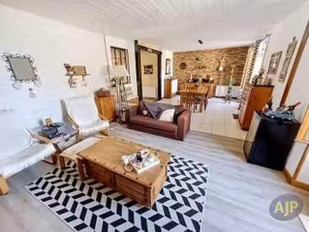 vente maison à saint-macaire-en-mauges (49450) : à vendre / 113m² saint-macaire-en-mauges