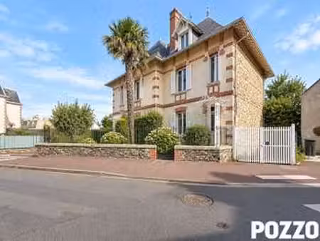 vente maison à granville (50400) : à vendre / 170m² granville
