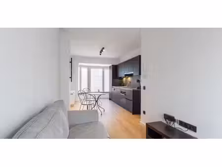 appartement à louer à de panne pour € 770 avec 1 chambre à coucher