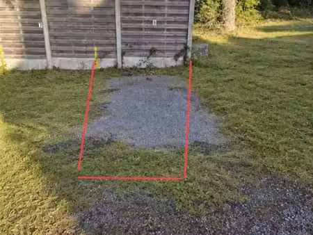 emplacement extérieur à vendre à tubize