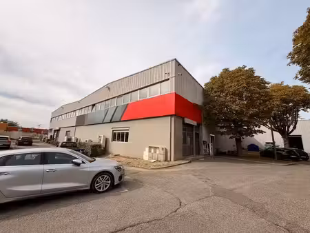 location local d’activités irigny 69540 840m²
