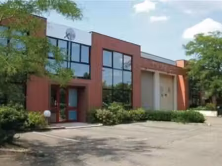 location local d’activités 447m² à 1248m²