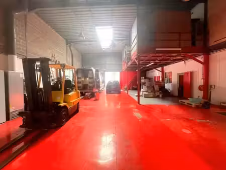location local d’activités sartrouville 78500 251m²