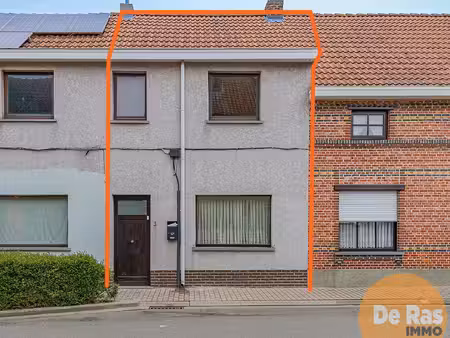 lede centraal gelegen renovatiewoning met terras