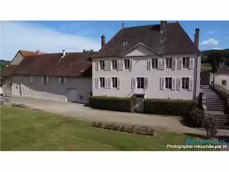 vaste domaine proche de mercurey