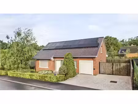 gerenoveerde instapklare  alleenstaande woning