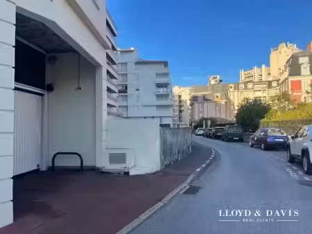 vente parking 13 m² à biarritz (64200)  69 000 €