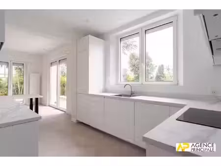 maison le mesnil-le-roi - 4 chambres - 139m²