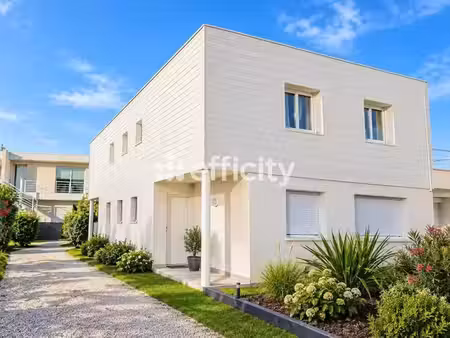 vente immeuble 8 pièces 217 m² à mimizan (40200)  749 000 €